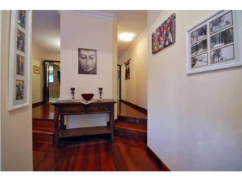 10 Camarino Drive, Woodvale WA 6026