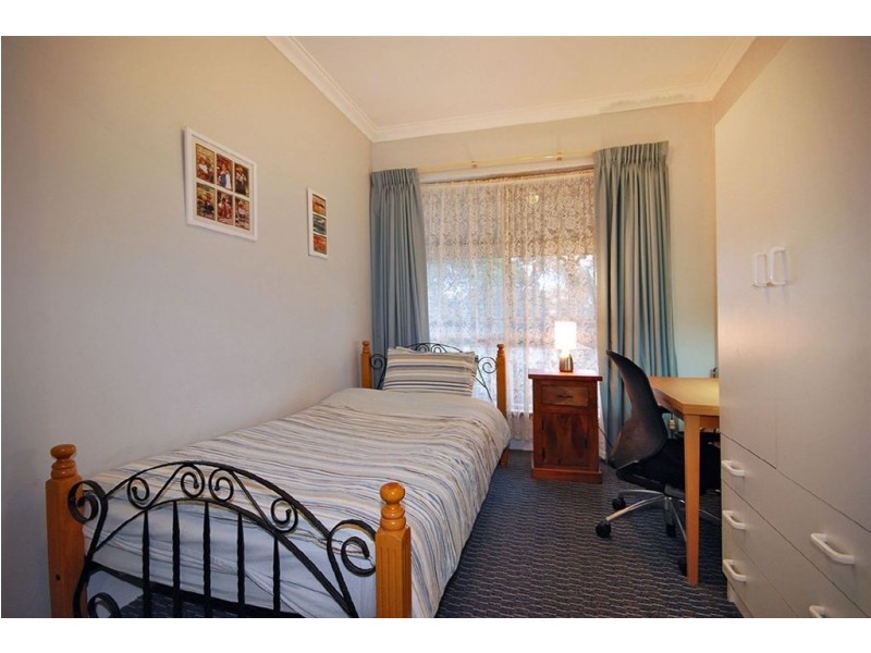 10 Camarino Drive, Woodvale WA 6026