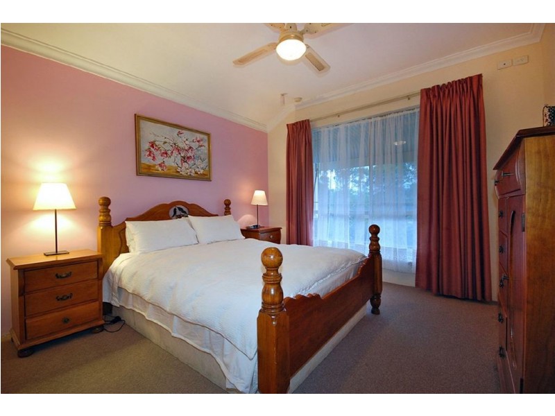 10 Camarino Drive, Woodvale WA 6026