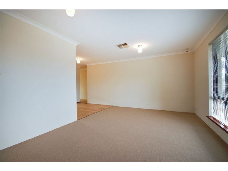 1 Lakeview Drive, Edgewater WA 6027