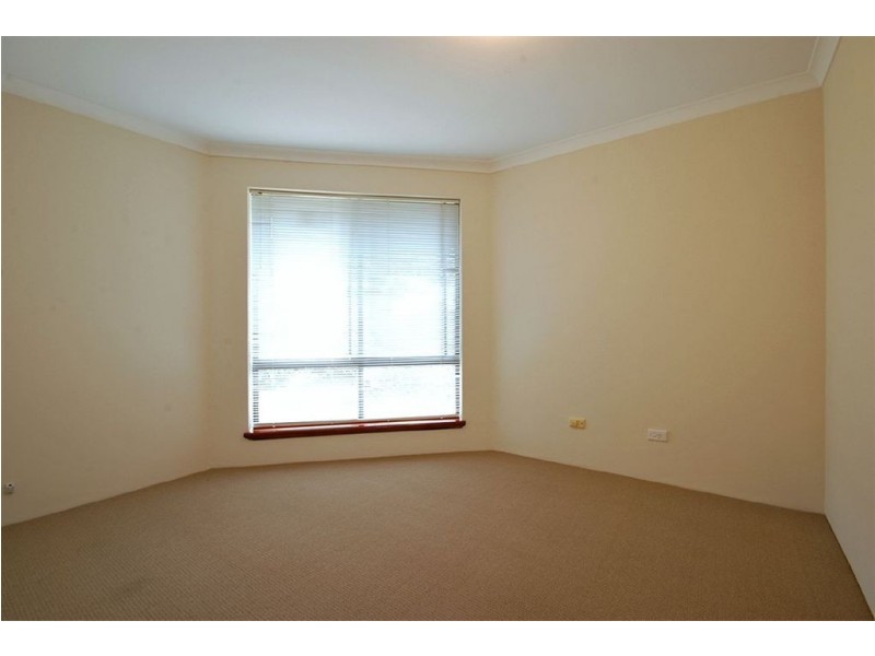 1 Lakeview Drive, Edgewater WA 6027