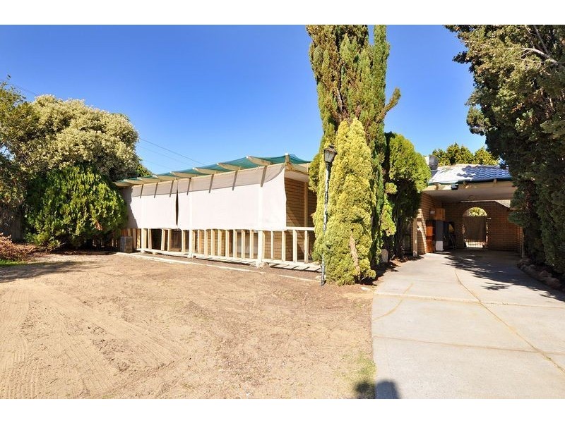 19 Bearing Parade, Mullaloo WA 6027