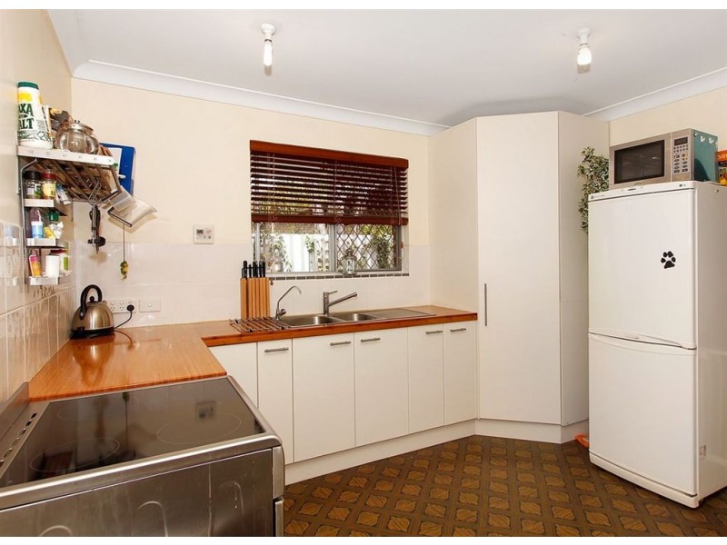 18B Iolanthe Drive, Duncraig WA 6023