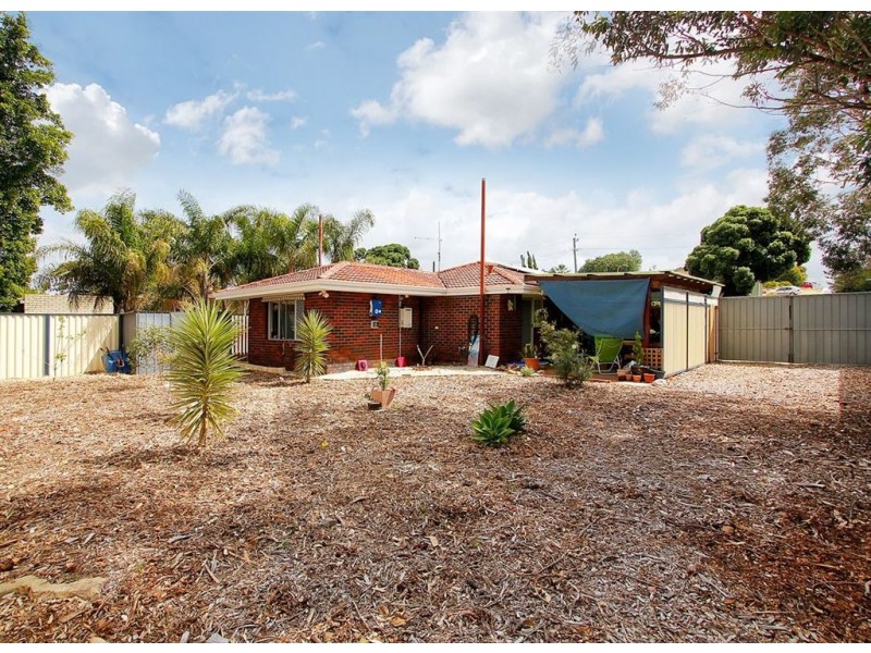 18B Iolanthe Drive, Duncraig WA 6023