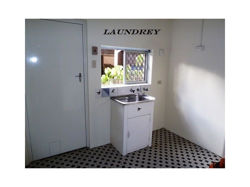 11 Taylor Street, White Gum Valley WA 6162