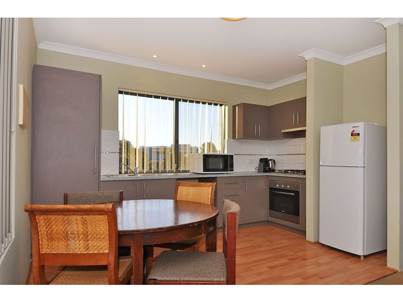 10/9 Lakeside Drive, Joondalup WA 6027