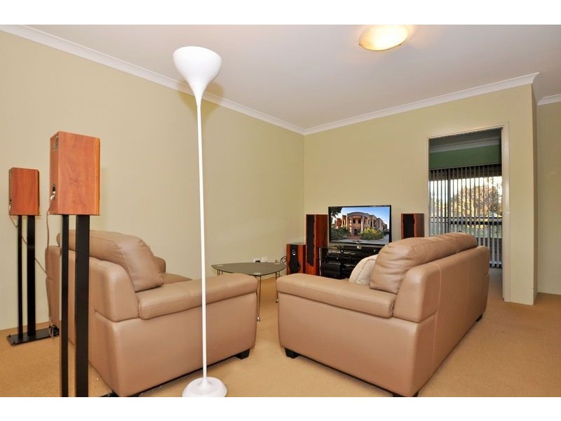 10/9 Lakeside Drive, Joondalup WA 6027