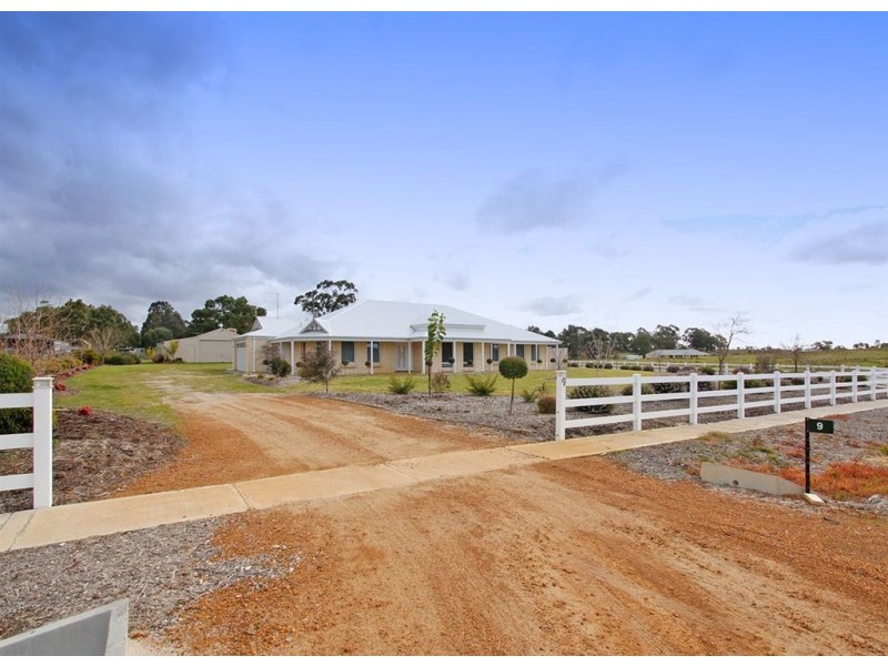 9 Wells Street, Muchea WA 6501