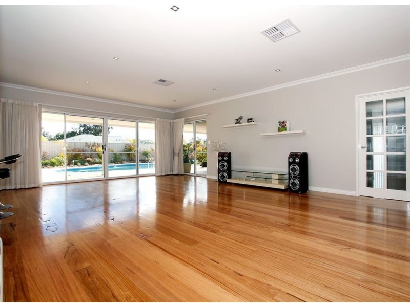 9 Wells Street, Muchea WA 6501