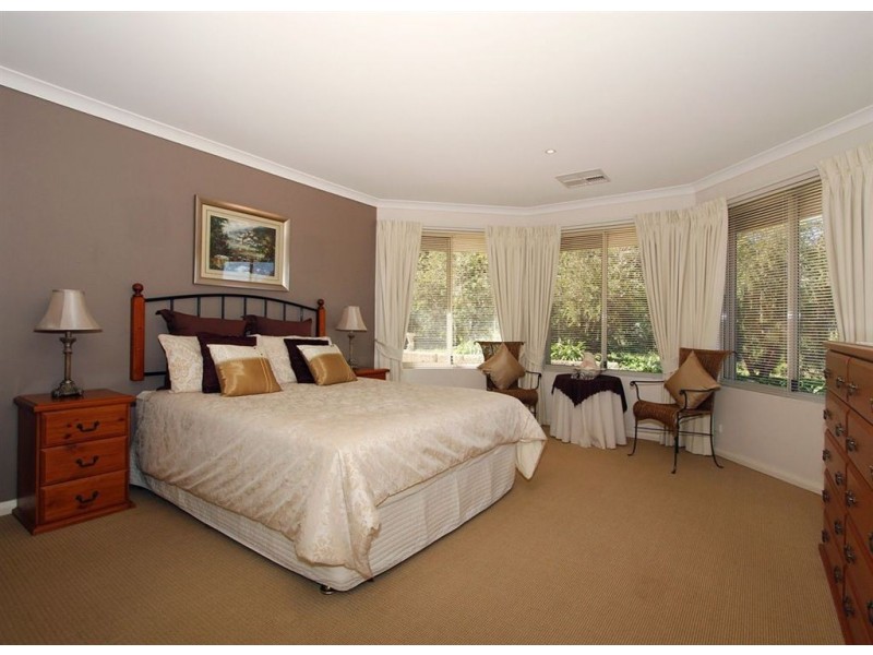 83 Santa Gertrudis Drive, Lower Chittering WA 6084