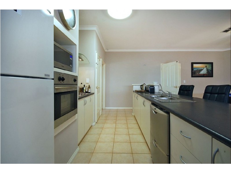 72 Paddington Avenue, Currambine WA 6028