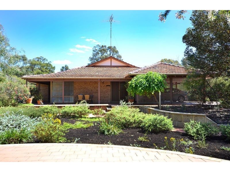 14 Lacey Road, Carabooda WA 6033