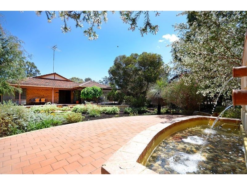 14 Lacey Road, Carabooda WA 6033