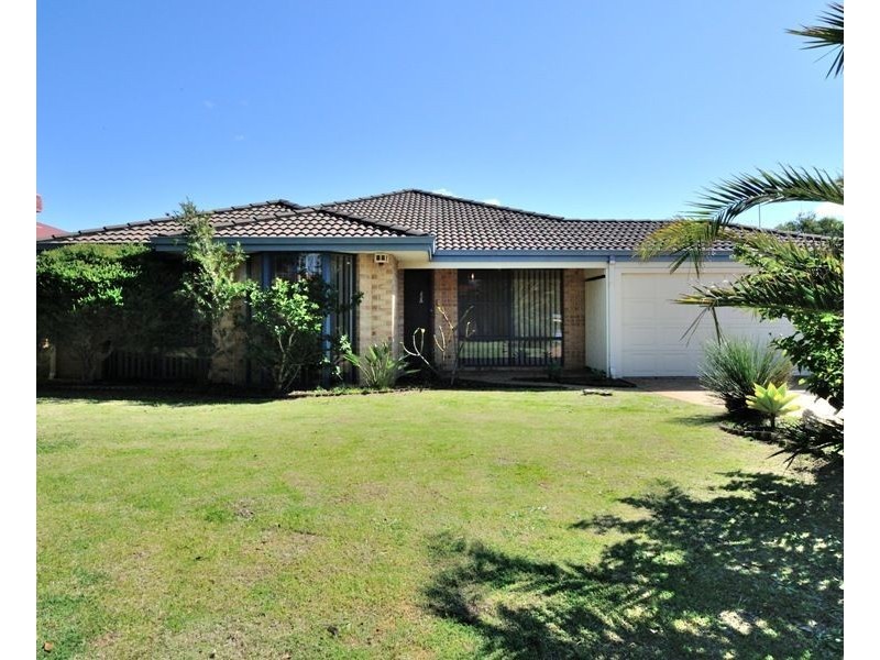 122 Selkirk Drive, Kinross WA 6028