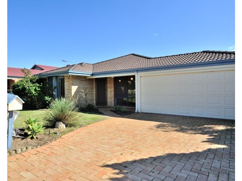 122 Selkirk Drive, Kinross WA 6028