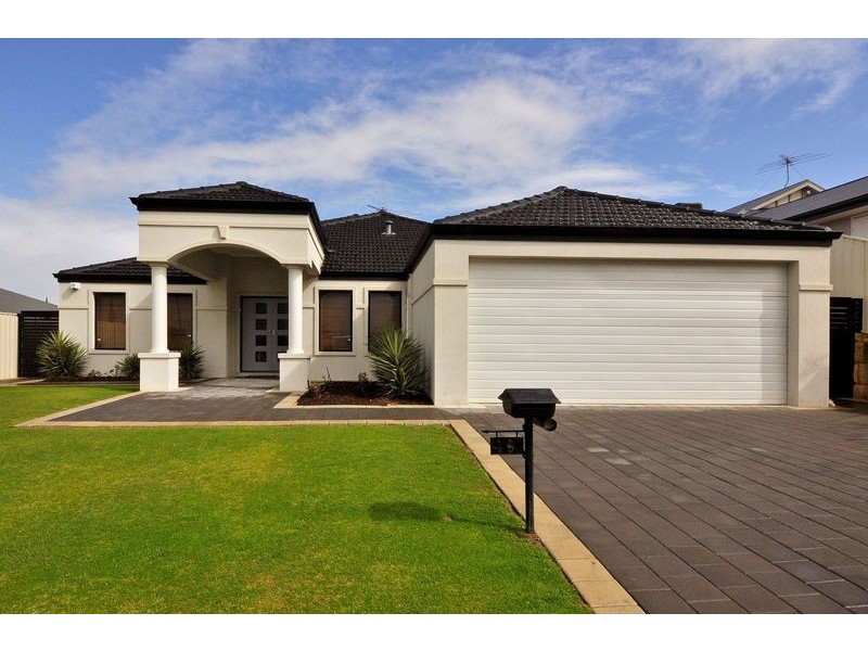 49 Hinckley Parkway, Hocking WA 6065