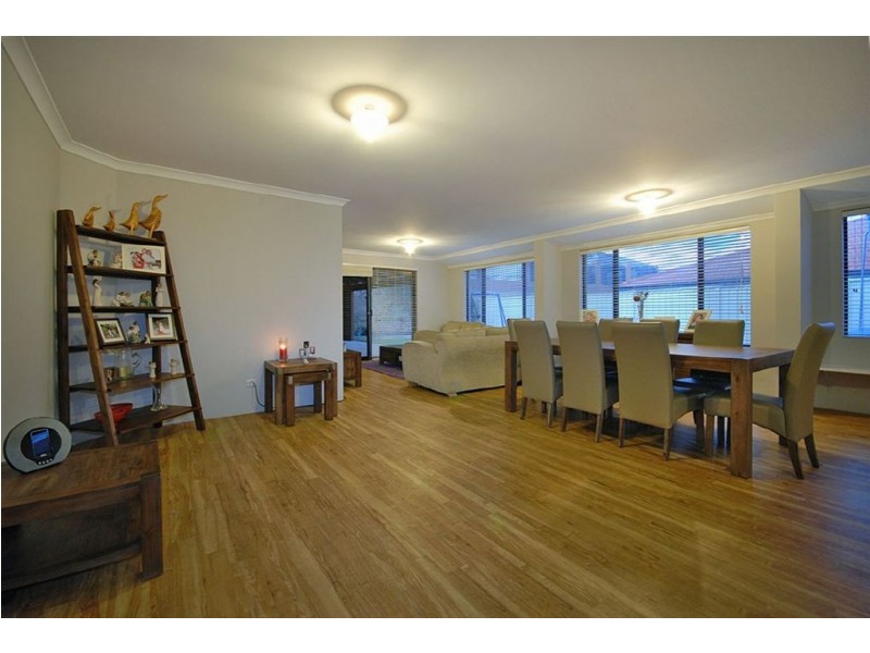 27 Carbine Loop, Banksia Grove WA 6031