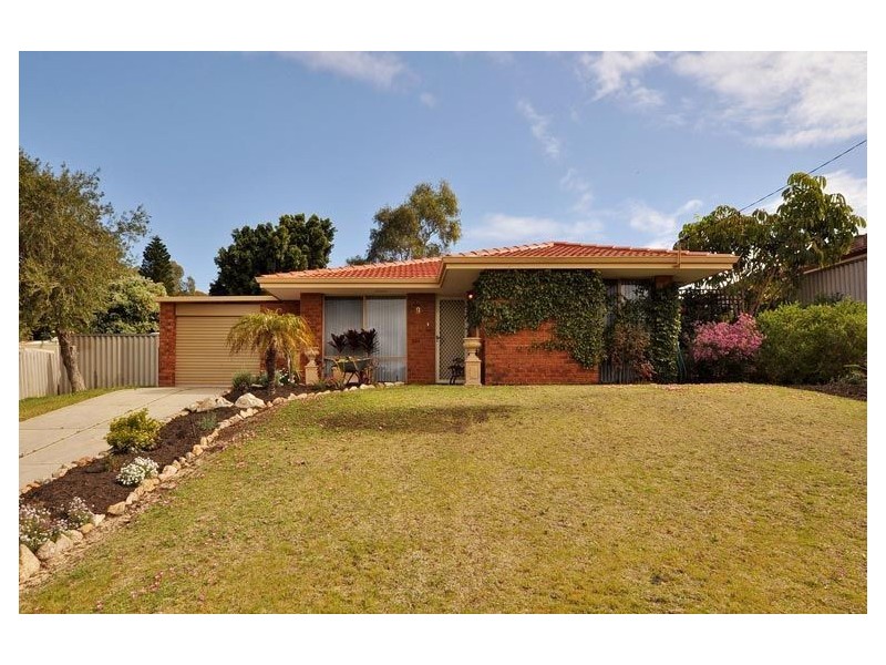 9 Petrel Close, Beldon WA 6027