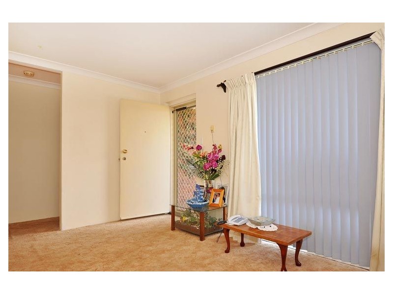 9 Petrel Close, Beldon WA 6027