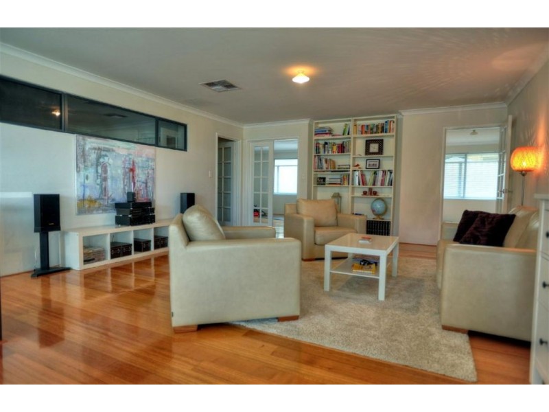 149 Ocean Keys Boulevard, Clarkson WA 6030