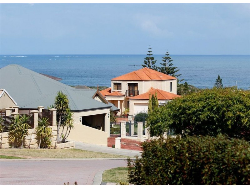 7 Plymouth Cove, Ocean Reef WA 6027