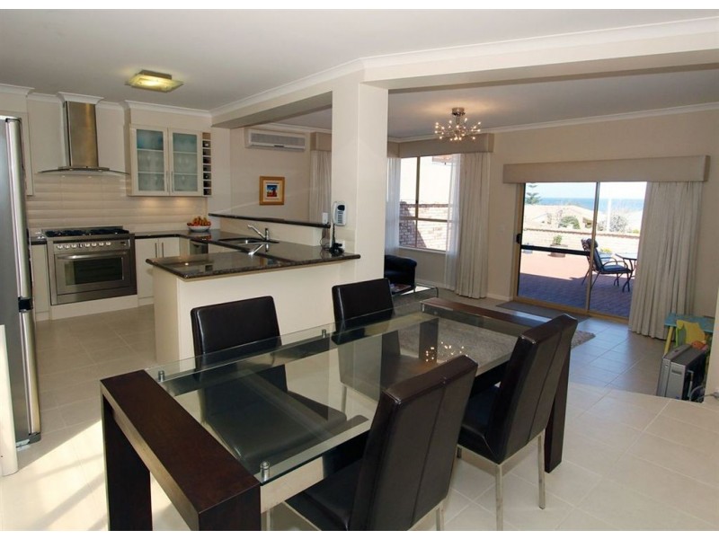 7 Plymouth Cove, Ocean Reef WA 6027