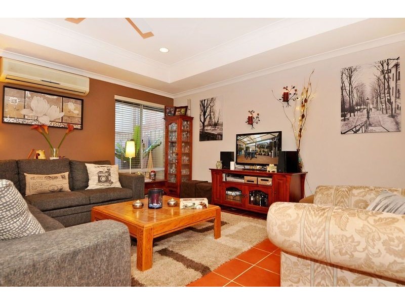 6 St Pauls Crescent, Joondalup WA 6027