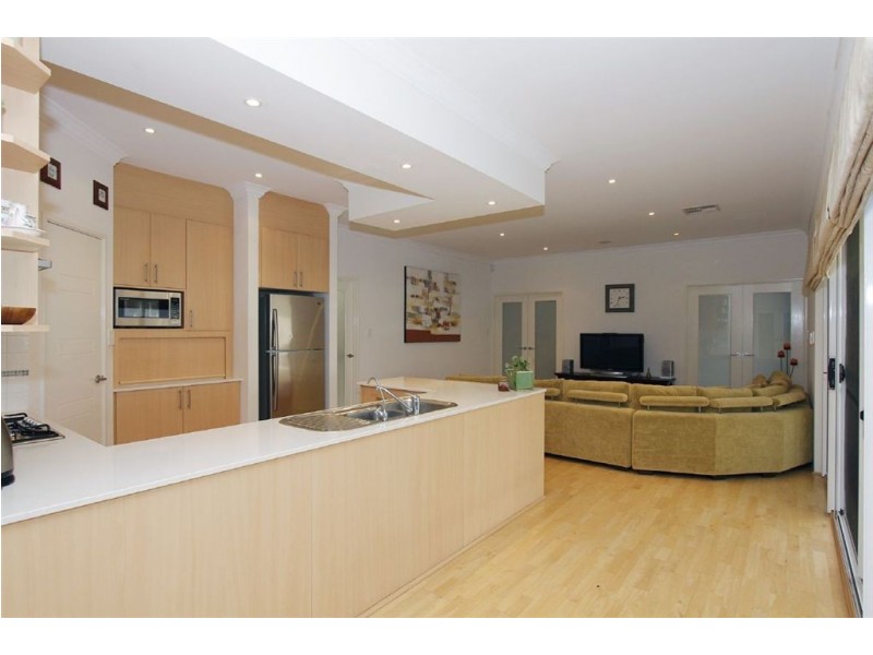 11 Acapulco Way, Quinns Rocks WA 6030