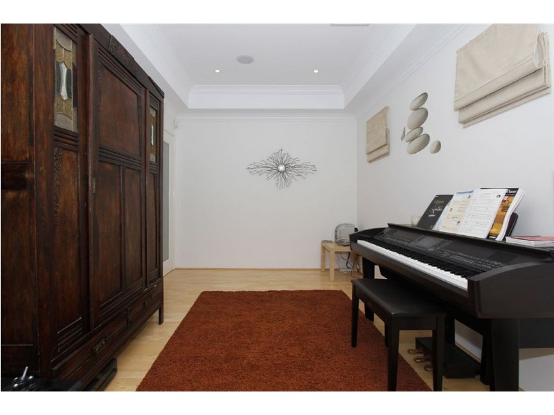 11 Acapulco Way, Quinns Rocks WA 6030