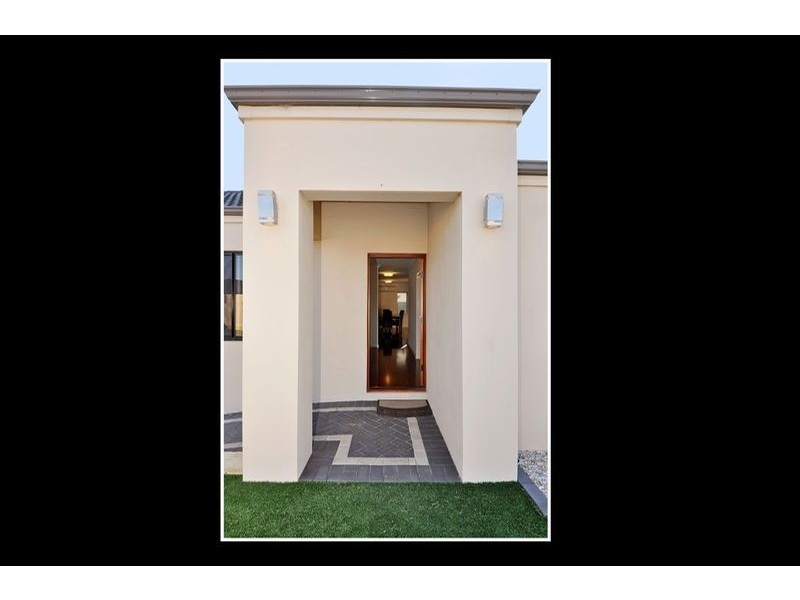 30 Otunic Way, Madeley WA 6065