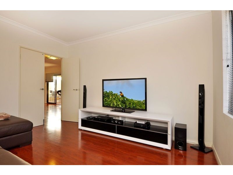 30 Otunic Way, Madeley WA 6065