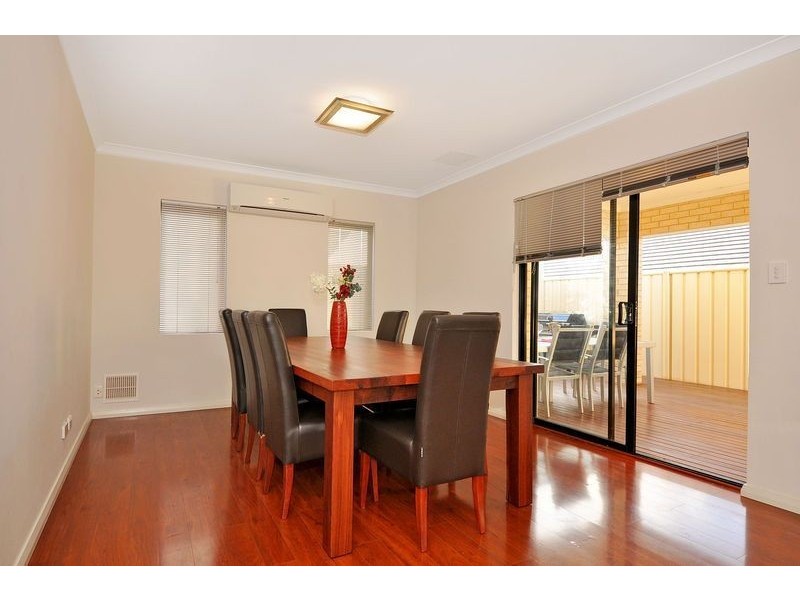 30 Otunic Way, Madeley WA 6065