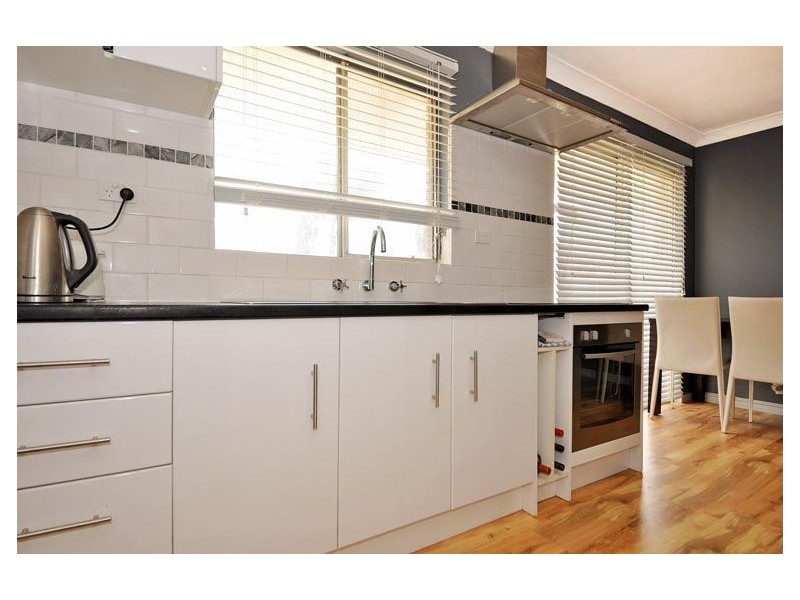 6 Barone Road, Craigie WA 6025