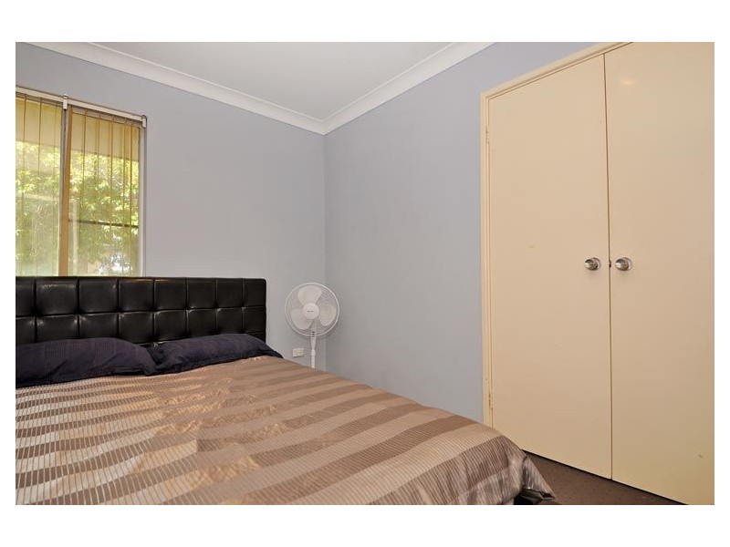 6 Barone Road, Craigie WA 6025