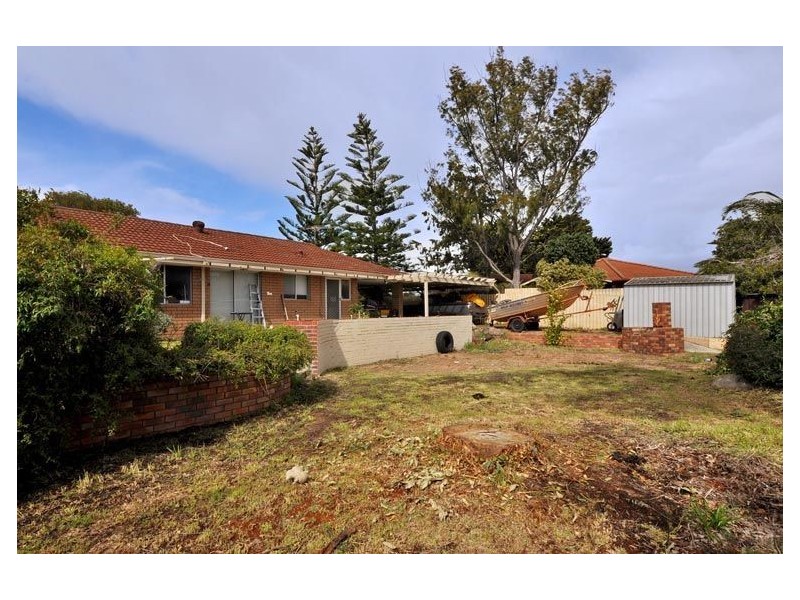 6 Barone Road, Craigie WA 6025