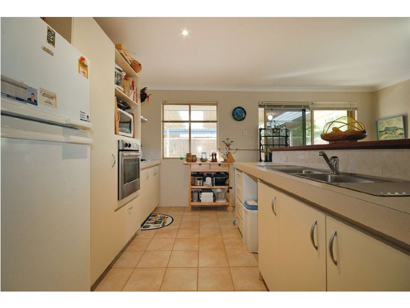17 Negresco Turn, Currambine WA 6028