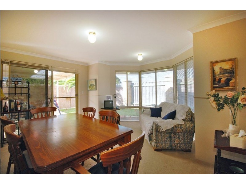 17 Negresco Turn, Currambine WA 6028