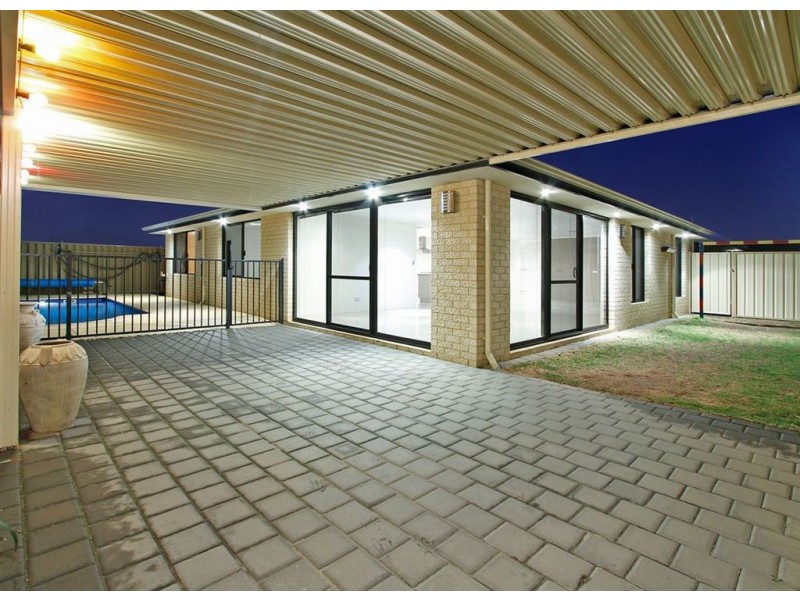 116 Ashley Road, Tapping WA 6065