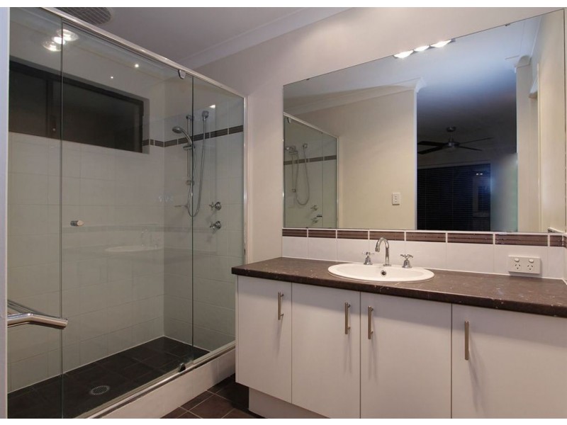 116 Ashley Road, Tapping WA 6065