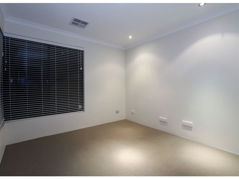 116 Ashley Road, Tapping WA 6065