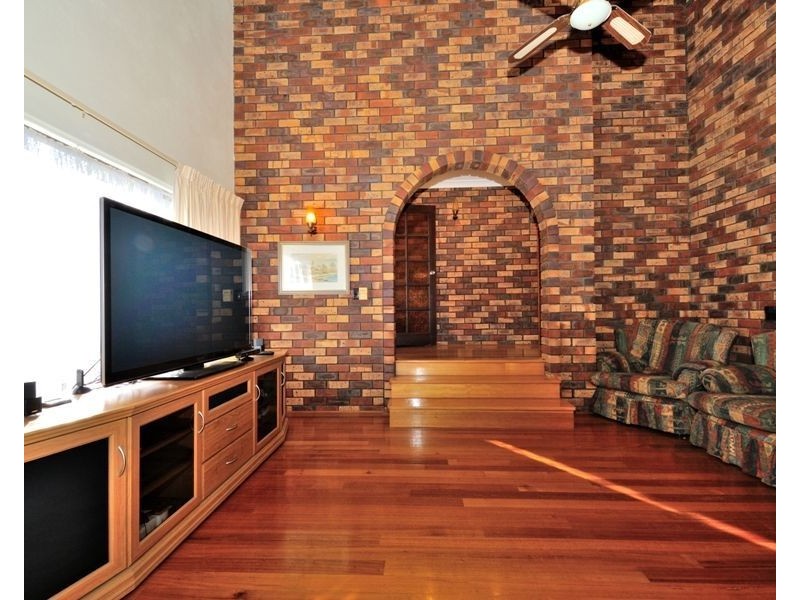 5 Gael Place, Kallaroo WA 6025