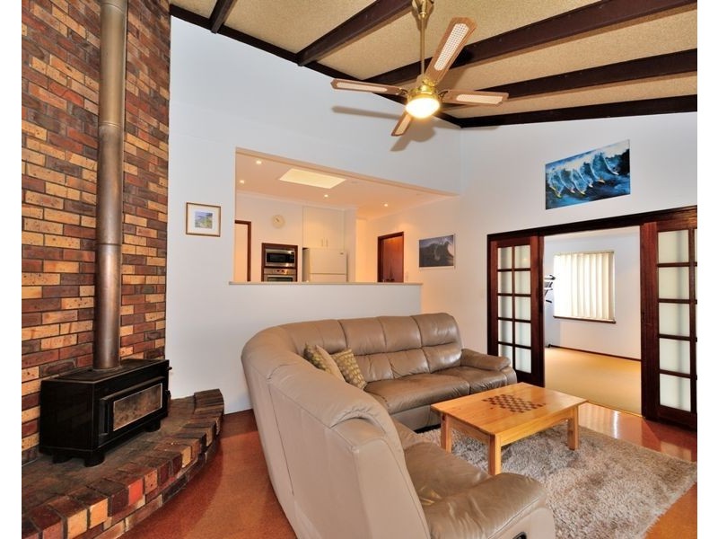 5 Gael Place, Kallaroo WA 6025