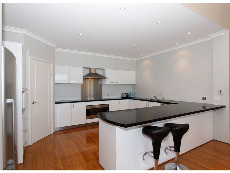 73 Sussex Bend, Lower Chittering WA 6084