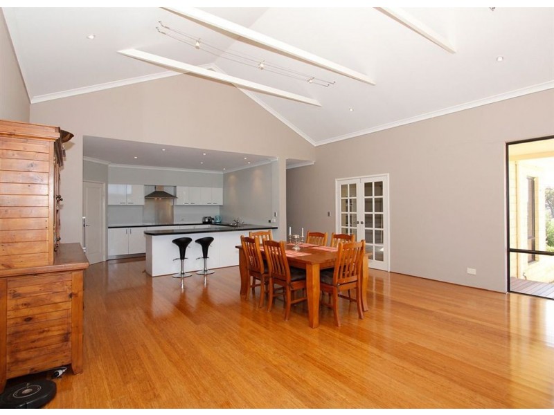 73 Sussex Bend, Lower Chittering WA 6084