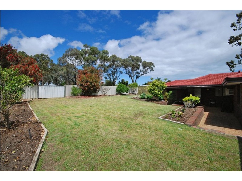 1 Ocean View Road, Edgewater WA 6027