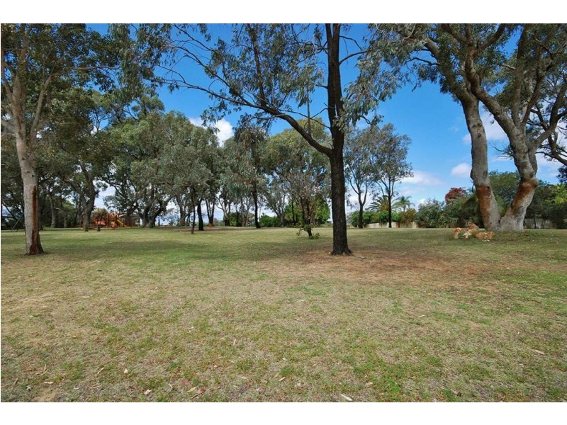 1 Ocean View Road, Edgewater WA 6027