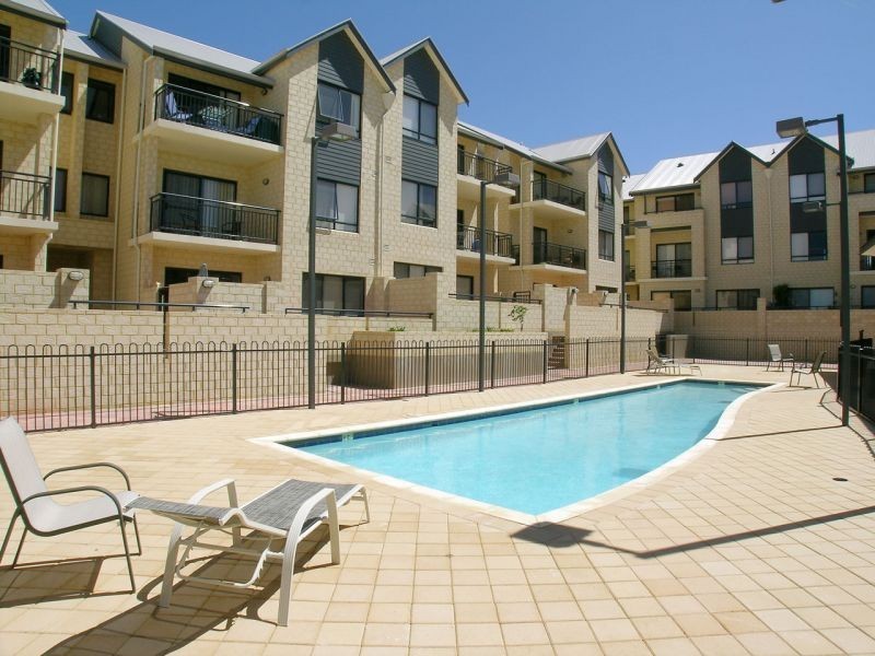 15/6 Waterbird Turn, Joondalup WA 6027