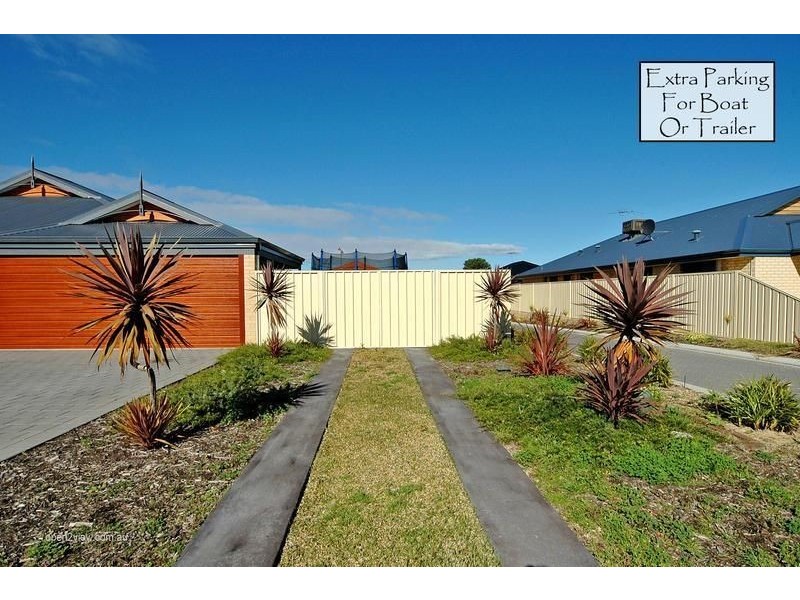 21 Merrivale Circle, Tapping WA 6065
