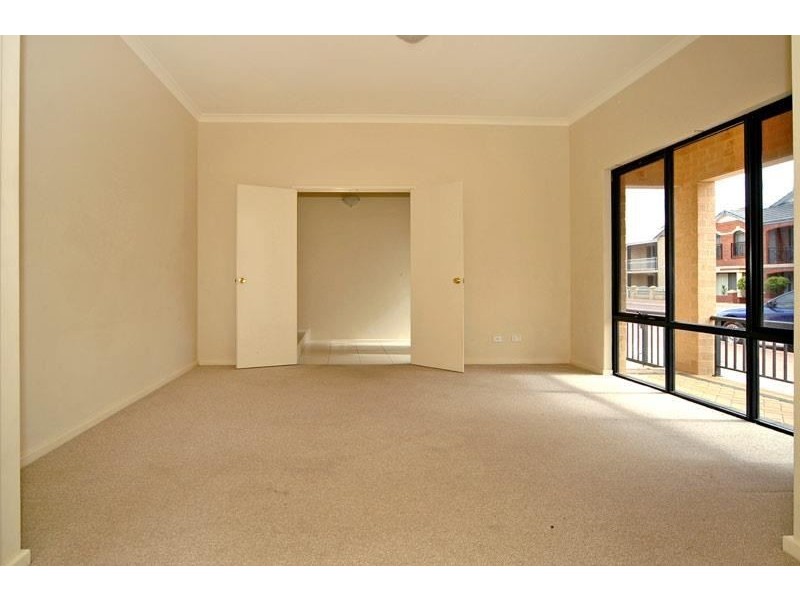 55 Regents Park Road, Joondalup WA 6027