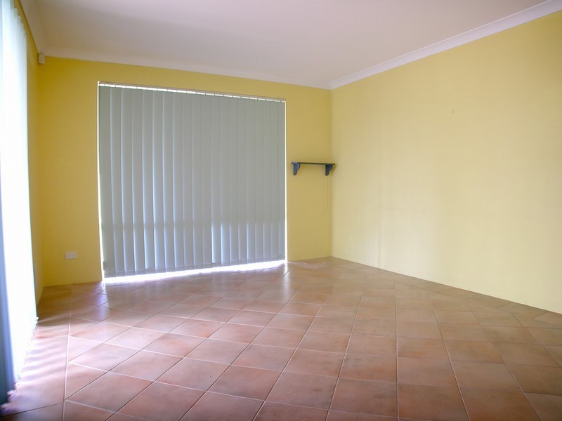 25 Burley Griffen Mews, Joondalup WA 6027